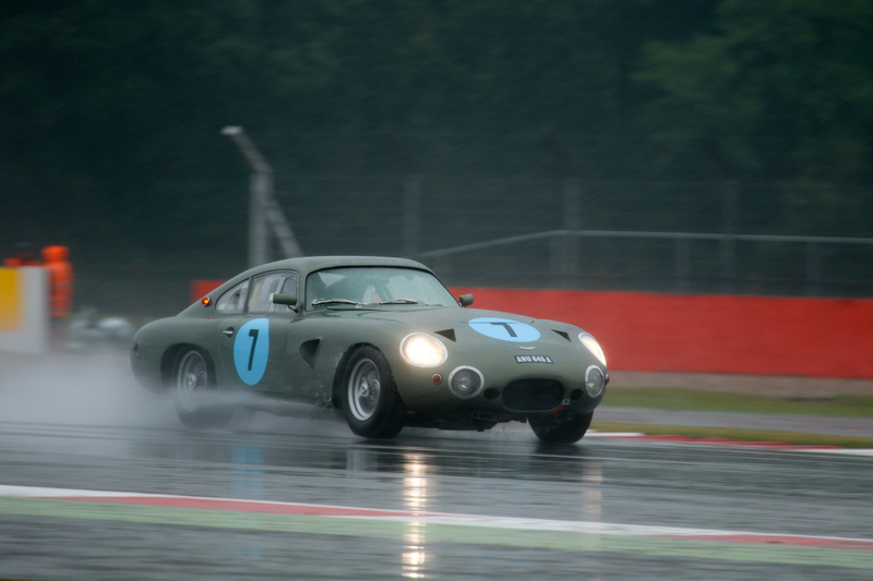 Illustration for article titled Ogle At The Best Cars Racing At The Silverstone Classic